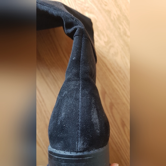 Over the knee black faux suede boots - Picture 7 of 8